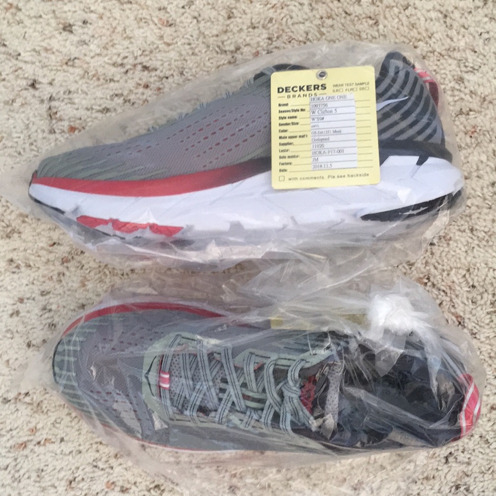 Women’s Hoka Clifton 5 grey running shoes